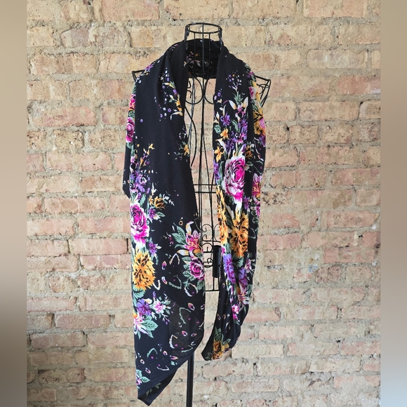 💐 Anthropologie Black Floral Scarf - Picture 5 of 11